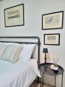 Gongdeok Cozy Stay 101, 5min from Subway