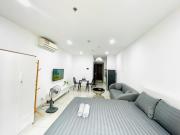 Sky Center Near The Airport