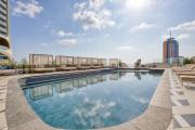 Official Mercury Suite 1BR with rooftop pool access & terrace by 360 Estates
