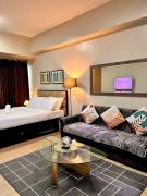 Big Studio Unit in Newport near NAIA w Balcony