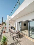 OMiramar Elegant Suite Sea View & Refined Design