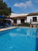 Maison de vacances avec piscine et jardin