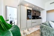 Les Lucioles 7- Luxury 2 - Bedroom Apartment