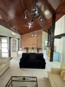 Casa espaçosa 80 metros da praia