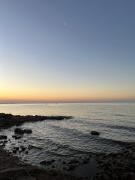 Relax in New Andalucía- Tu refugio costero con pileta