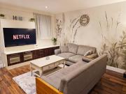 Spacious 2-bedroom Flat, Edgware London