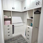 Vanes House Consulado