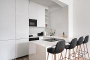 Bright & Modern City Apartment Near Metro 150m