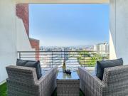 2-Bed De Waterkant Apartment with Balcony Pool