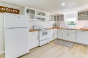 Crosby Huffman Hideaway Serene Escape w Yard