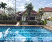 Tropical Poolside Villa - SGB4