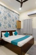 Hotel Petal Rose By RK Near Gol chakkar Vrindavan