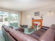 Flower Pots House - Uk39782