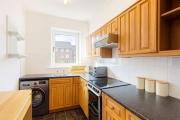 Bright & Spacious 2 Bedroom Flat