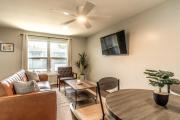 1BR Gem Free Parking 5 mins to Houston Museum