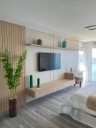 Casa com vista espetacular e piscina em Angra