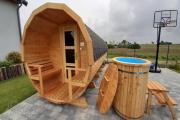Holiday home with garden, sauna, jacuzzi Holiday home with garden, sauna, jacuzzi