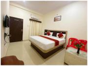 VNX - HOTEL Nath # PALACE Near Kashi Vishwanath Temple - Free Public Parking and Wifi Facilities - Air Conditioning Room