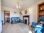 Kilbride Cottage-Uk46886