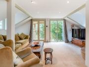 Casa Bowwow - Uk48047