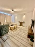 Queensway Apartment Close to Paddington Station, Hyde Park