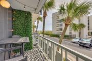 Steps to Sand Townhome with Balcony in Jax Beach!