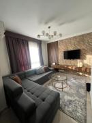 Evoke suites Golden studio b12