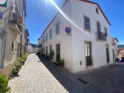 Casa lovits - Cozy One-Bedroom Apartment with Modern Comforts