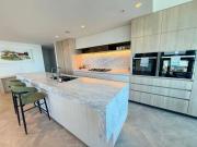 3-Bedroom Gorgeous Apartment Brisbane City Queens Wharf 180 degree City View