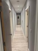 Spacious 4BR Apartment 7 Beds Near Station