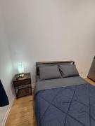 Charming Apartment downtown Montreal with Parking & Pet-Friendly