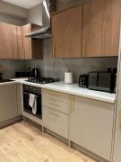 Top Colindale