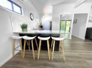 Seaside Escape - 5 BR 2 Kitchens