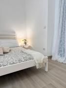 Volupta house Manzoni Colosseum 2