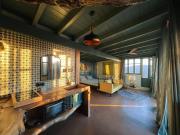 Secret garden in the Cyclades, a light retreat