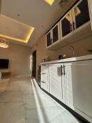 Boulevard View Luxury Apartment