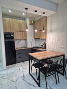 Sunny apartment hosted by Shorena