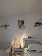 Sillim Danggok Station Full-Op Two Room