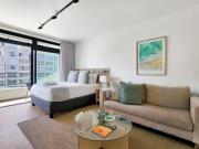 Sea Point Gem Steps to Promenade