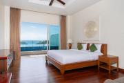 Serenity Escape Seaview 3BR Penthouse with pool