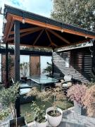 Top Barton in the Clay