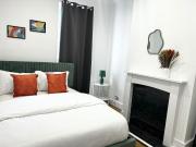 Spacious 4Bedroom - 10mins to London Bridge with Parking & Garden