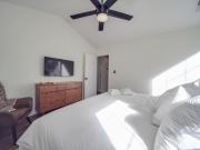 Fully Updated Cozy 3 BR Ranch Escape -WWC- Airport