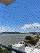 Apartamento beira-mar