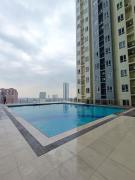 Vietnam Theme Kamuning MRT GMA 7 EDSA Veranda Pool Gym Netflix