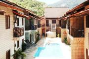 FLAT EM JUQUEHY COM AR COND, PISCINA e CHURRASQUEIRA