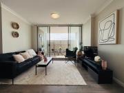 Merrylands 2bedrooms Apt with free car parking