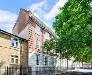 For Students Only AXO Waterloo Ensuite Rooms in London