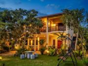 Sunny Side Villa