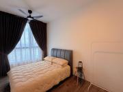 2BR Modern High-Floor with Balcony Near LRT Sri Rampai